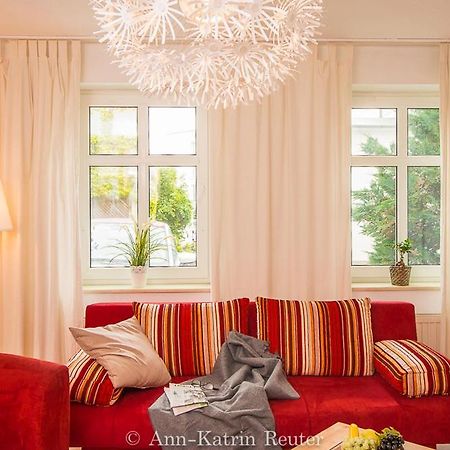 Ferienhaus Am Ufer - Ferienwohnung Strandsand ザスニッツ エクステリア 写真